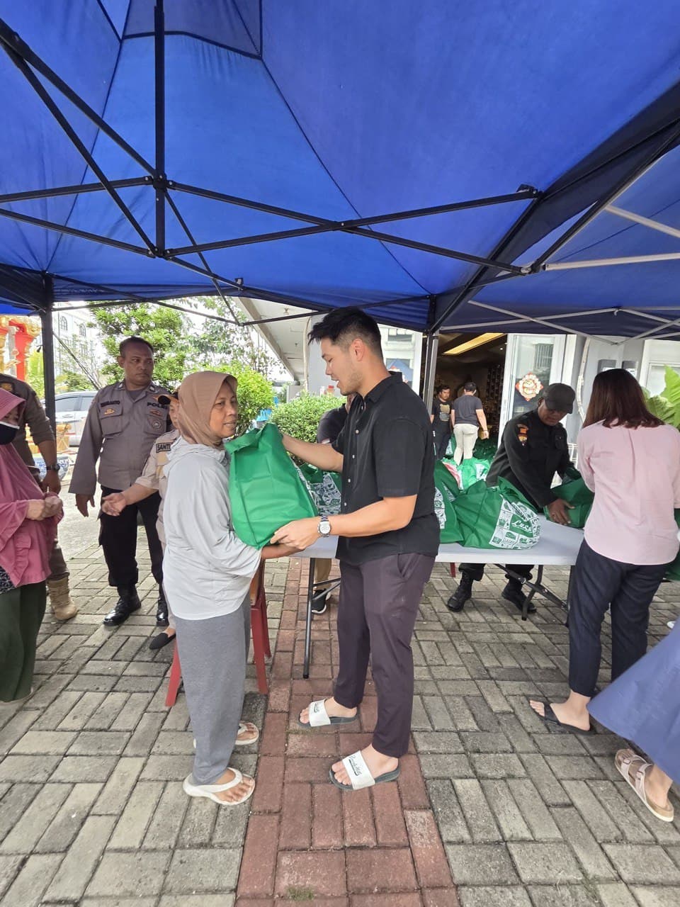 Bakti Sosial